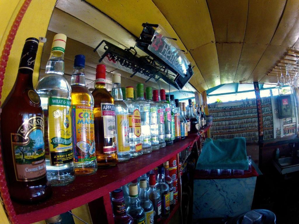 Hotel Jamaican Colors Pleasant Hill Dış mekan fotoğraf