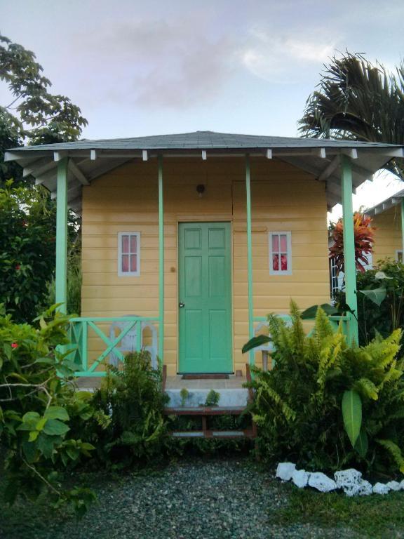 Hotel Jamaican Colors Pleasant Hill Dış mekan fotoğraf