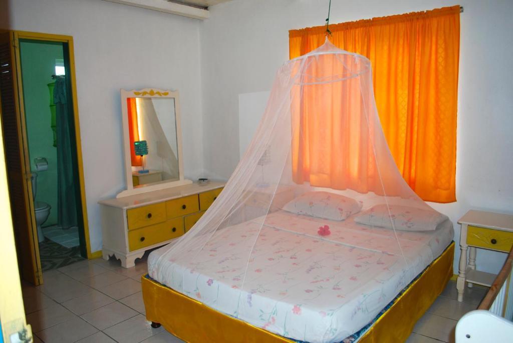 Hotel Jamaican Colors Pleasant Hill Oda fotoğraf